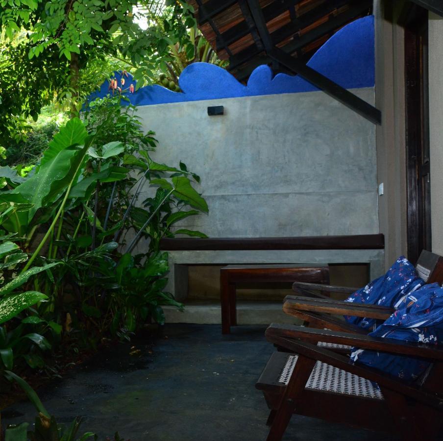 View Guesthouse & Bistro At Goyambokka Tangalle Εξωτερικό φωτογραφία