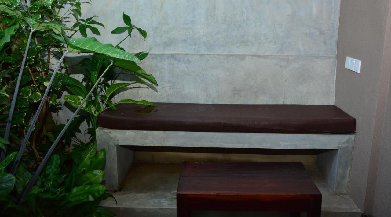 View Guesthouse & Bistro At Goyambokka Tangalle Εξωτερικό φωτογραφία