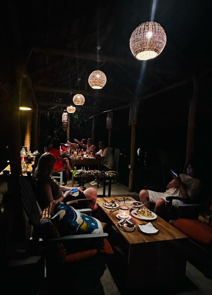 View Guesthouse & Bistro At Goyambokka Tangalle Εξωτερικό φωτογραφία